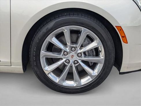 Used 2013 Cadillac XTS Premium FWD image 22