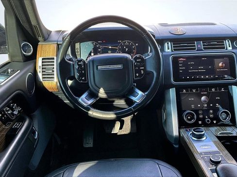 Used 2018 Land Rover Range Rover HSE image 8