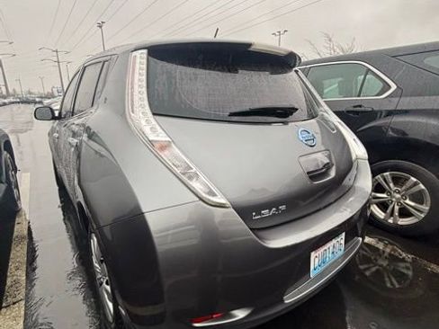 Used 2015 Nissan Leaf S image 5