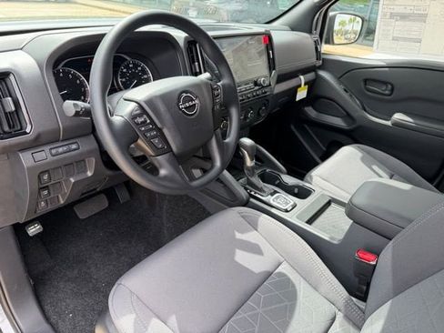 New 2026 Nissan Frontier SV AWD/4WD image 12