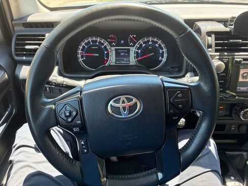 Used 2014 Toyota 4Runner Trail AWD/4WD image 14