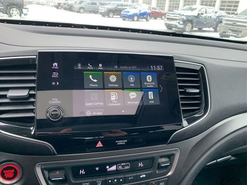 Certified 2022 Honda Pilot Special Edition image 11