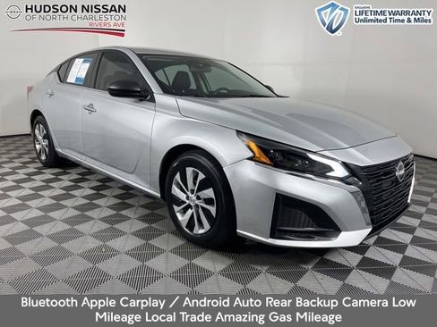 Used 2024 Nissan Altima 2.5 S FWD image 1