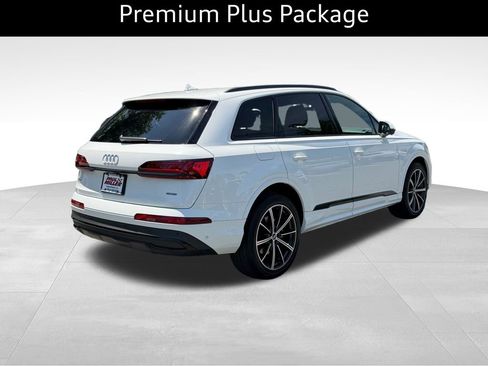 Used 2023 Audi Q7 2.0T Premium w/ Premium Plus Package AWD/4WD image 9