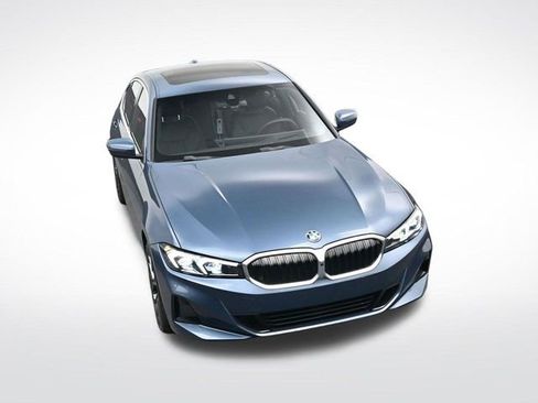Used 2025 BMW 330i Sedan image 30