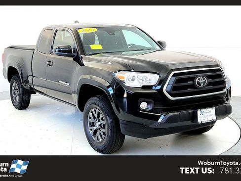 Used 2023 Toyota Tacoma SR5 AWD/4WD image 1