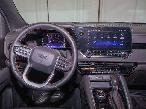 Certified 2023 Chevrolet Colorado Z71 w/ Z71 Convenience Package 2 AWD/4WD image 17