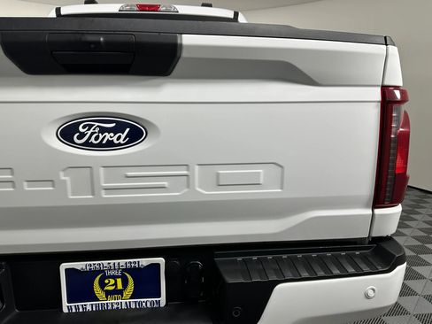 Used 2025 Ford F150 XLT w/ Equipment Group 301A Standard image 12
