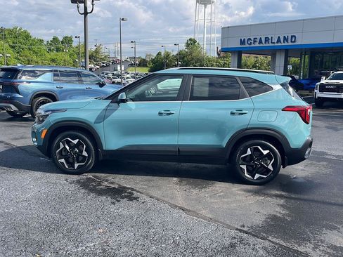 Used 2024 Kia Seltos EX AWD/4WD image 2