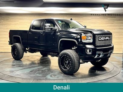 Used 2017 GMC Sierra 2500 Denali w/ Duramax Plus Package