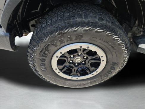Used 2022 Ford Bronco Outer Banks w/ Sasquatch Package AWD/4WD image 34