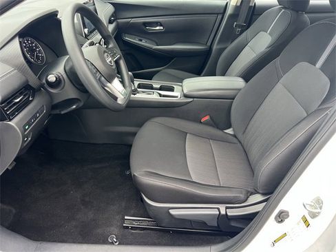 Certified 2024 Nissan Sentra SV image 18
