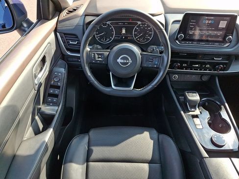 Certified 2023 Nissan Rogue SV w/ SV Premium B Package AWD/4WD image 12