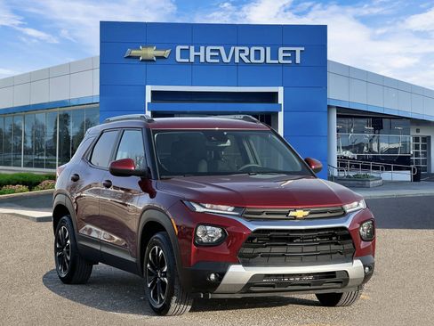 Certified 2023 Chevrolet TrailBlazer LT w/ Convenience Package image 6