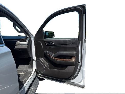 Used 2018 Chevrolet Tahoe LS w/ All-Season Package AWD/4WD image 23