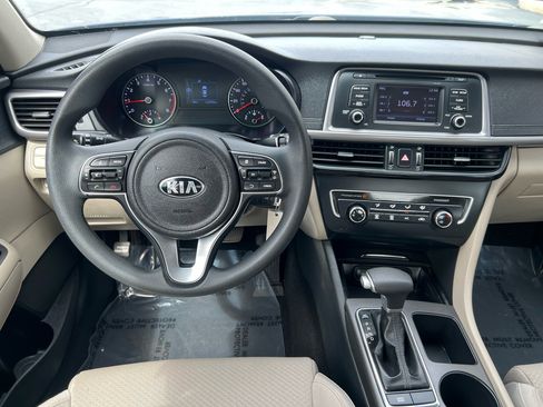 Used 2016 Kia Optima LX w/ LX Convenience Package image 17