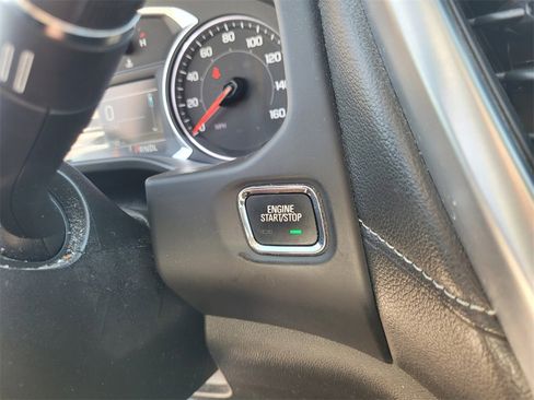 Used 2018 GMC Acadia SLT image 30