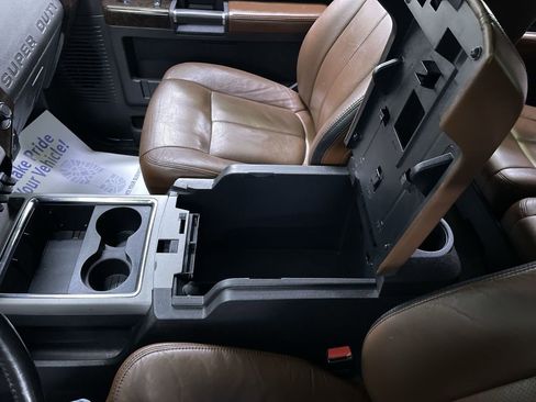 Used 2013 Ford F350 Platinum w/ Platinum Pkg image 27