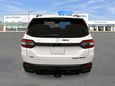 New 2026 Honda Pilot Black Edition image 5