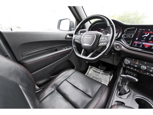 Used 2024 Dodge Durango GT RWD image 9