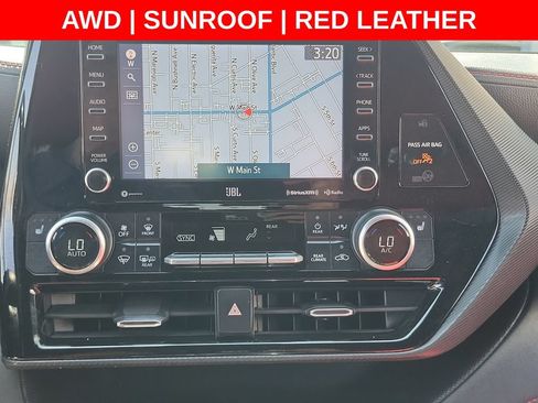 Used 2021 Toyota Highlander XSE AWD/4WD image 5