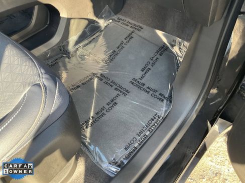 Used 2022 Chevrolet Bolt EUV LT w/ Convenience Package image 61