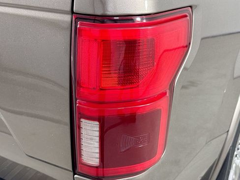 Used 2018 Ford F150 Lariat RWD image 35