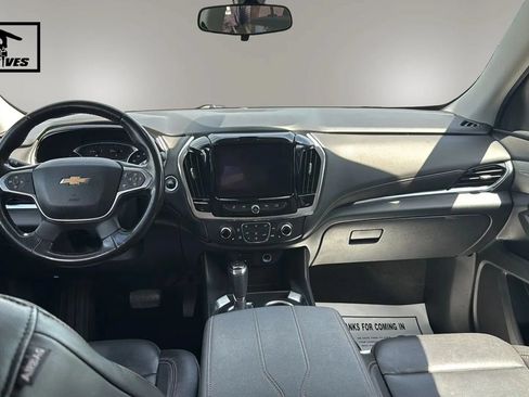 Used 2019 Chevrolet Traverse LT AWD/4WD image 9