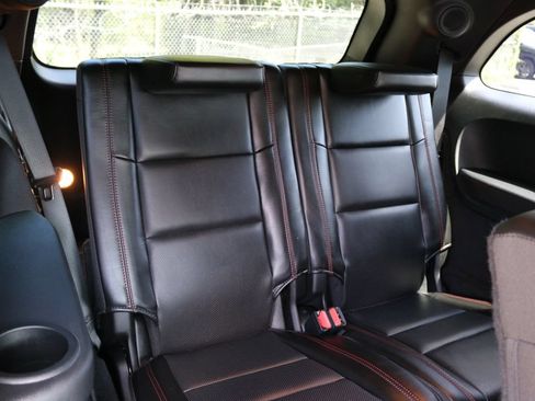 Used 2023 Dodge Durango R/T w/ Tow 'N Go Package AWD/4WD image 21
