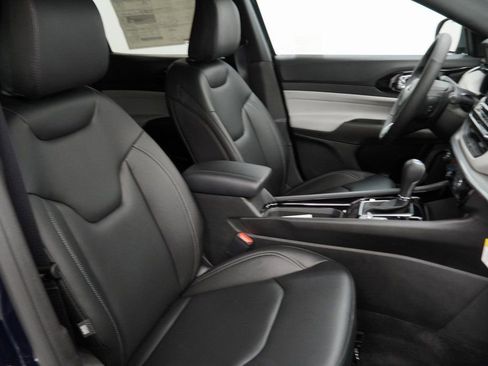 New 2026 Jeep Compass Limited image 33