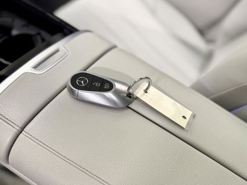 Used 2023 Mercedes-Benz EQE 350+ 4MATIC SUV w/ Exclusive Trim Package image 22