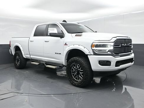 Used 2023 RAM 2500 Laramie AWD/4WD image 2