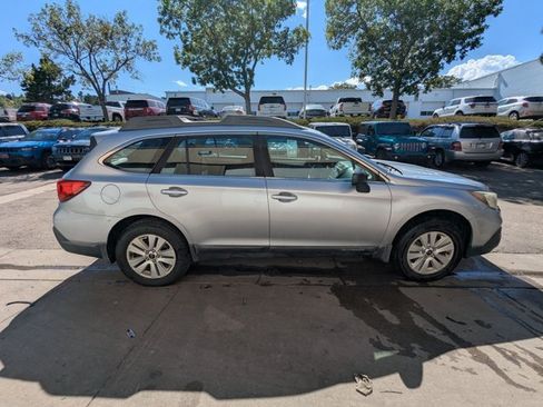 Used 2018 Subaru Outback 2.5i AWD/4WD image 4
