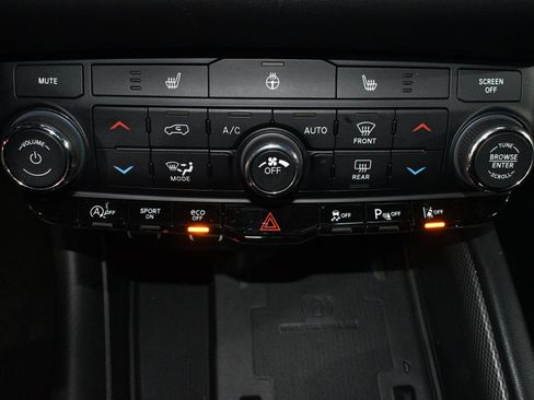 Used 2022 Dodge Durango GT RWD image 36