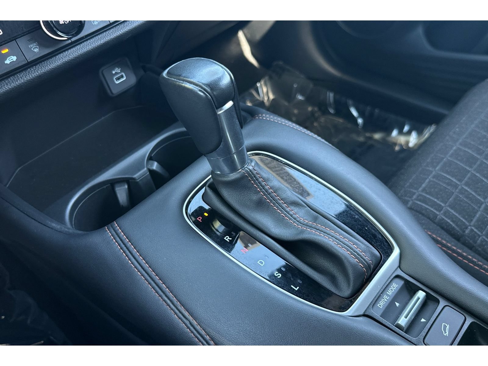 Used 2025 Honda HR-V Sport image 34
