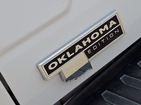 Used 2020 Ford F150 XLT w/ Equipment Group 302A Luxury AWD/4WD image 12