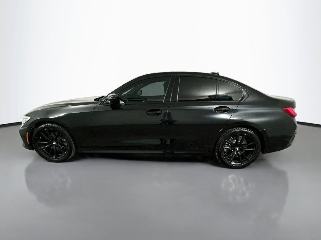 Used 2020 BMW 330i xDrive Sedan w/ Convenience Package AWD/4WD image 8