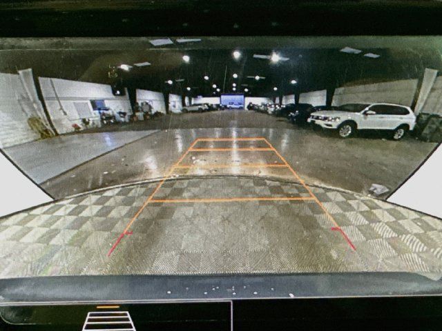 Used 2023 Chevrolet Traverse LS AWD/4WD image 16