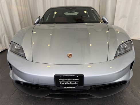 Certified 2025 Porsche Taycan 4S image 6
