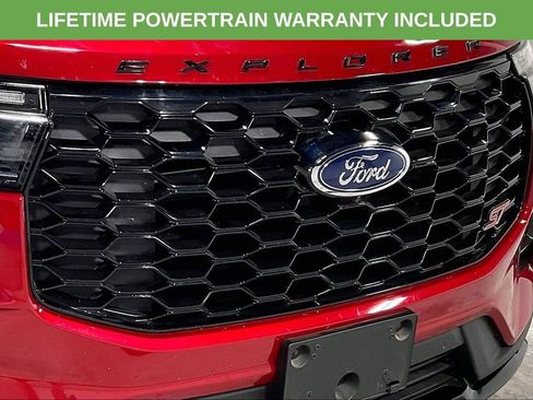 Used 2025 Ford Explorer ST AWD/4WD image 36