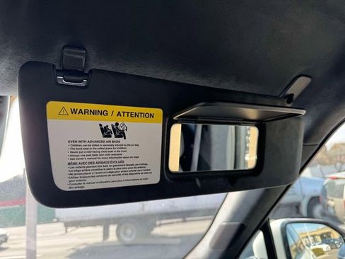 Used 2023 Rivian R1S Adventure image 39