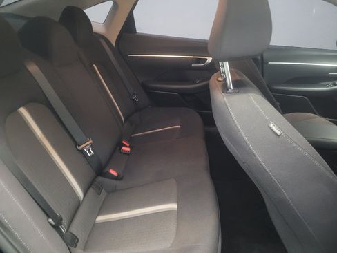 Used 2025 Hyundai Sonata SE FWD image 19