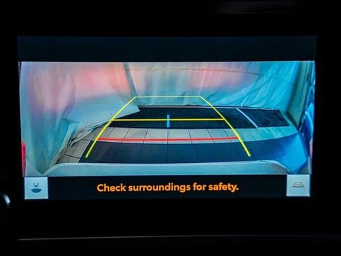 Used 2025 Toyota Camry LE image 39