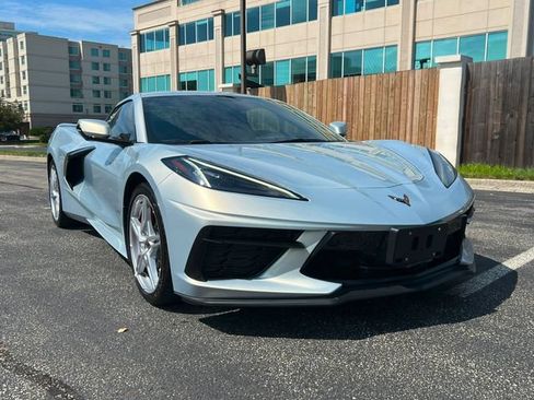 Used 2021 Chevrolet Corvette Stingray Premium Conv w/ Z51 Performance Package RWD image 15