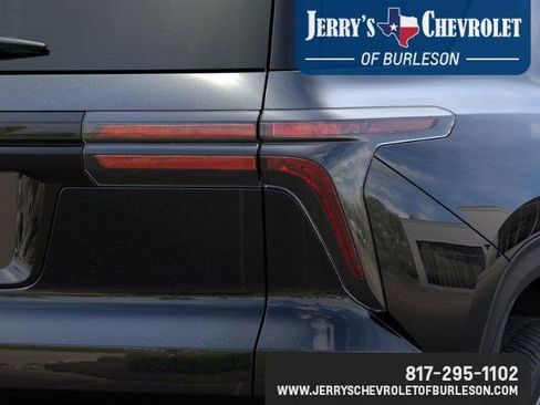 New 2026 Chevrolet Traverse LT w/ Sun and Wheel Package image 14