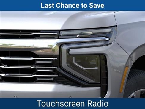 New 2025 Chevrolet Suburban Premier w/ Sun And Tow Package AWD/4WD image 11