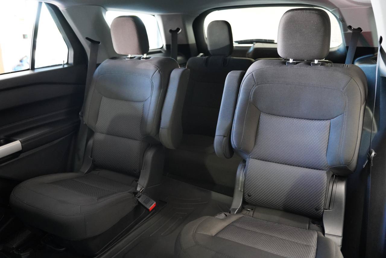Used 2022 Ford Explorer XLT RWD image 34