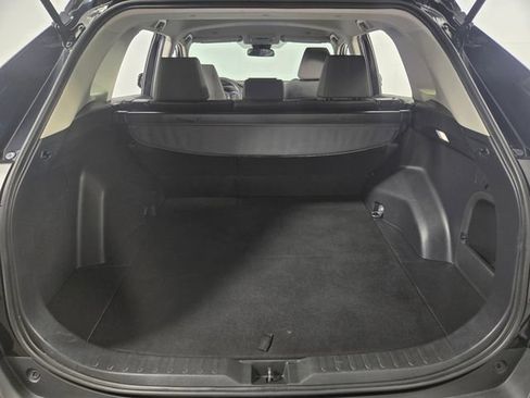 Used 2025 Toyota RAV4 XLE AWD/4WD image 26