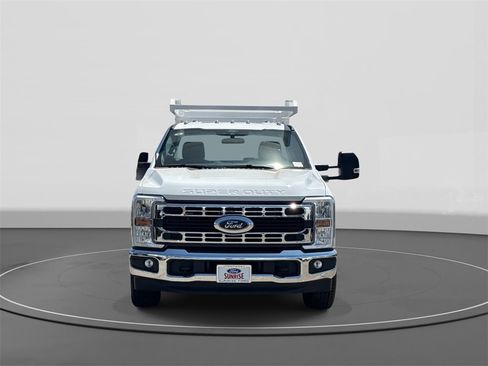 New 2025 Ford F350 XL w/ XL Chrome Package image 3