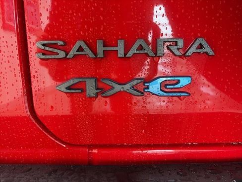 Certified 2025 Jeep Wrangler Unlimited Sahara image 7